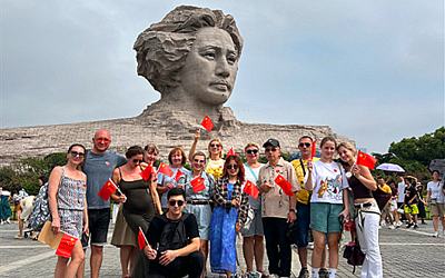 8 Days Classic Hunan Holiday Tour