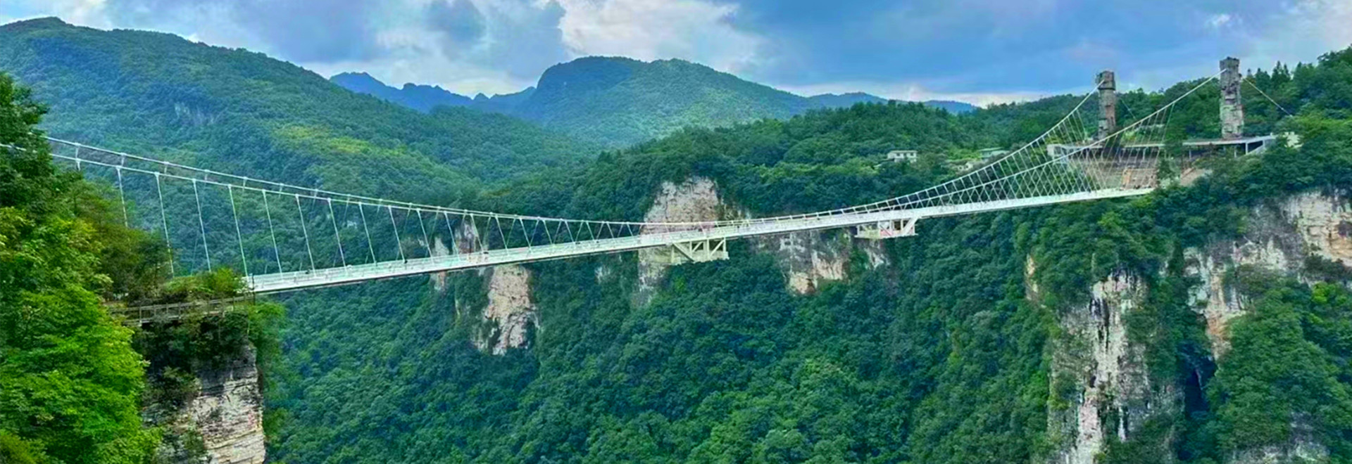 Zhangjiajie Grand Canyon Glass Bridge