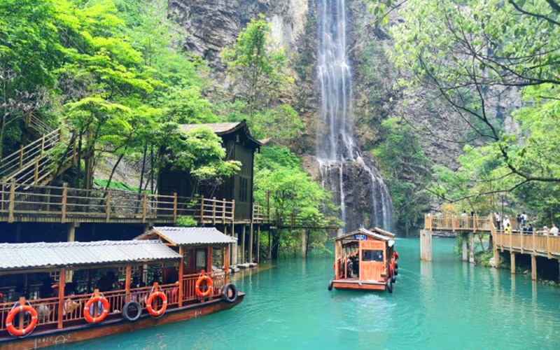 Rainbow Lake.jpg Rainbow Lake.jpg