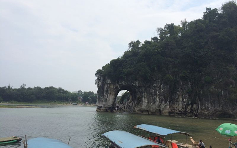 Elephant Trunk Hill Gulin 