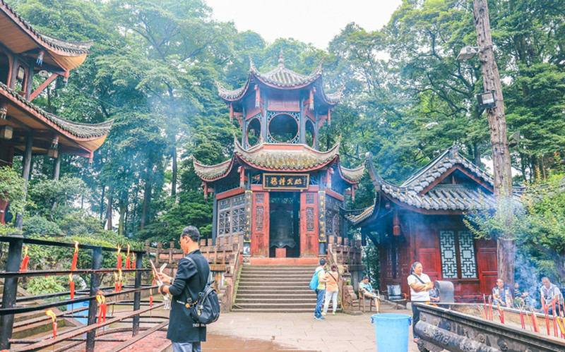 Wannian Tmple 1.jpg