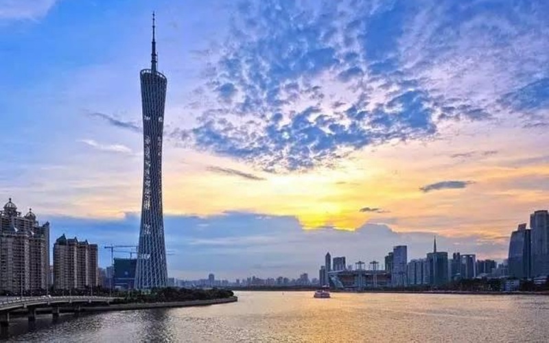 Canton TOWER 3.jpg
