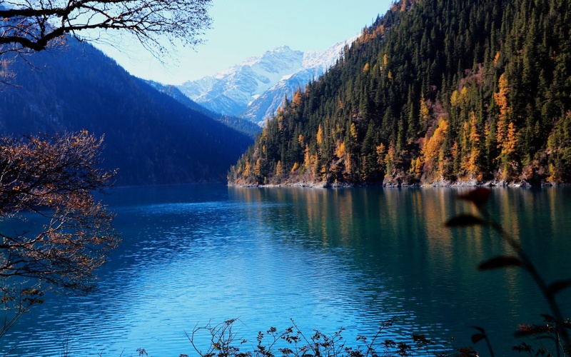 Changhai LAKE.jpg