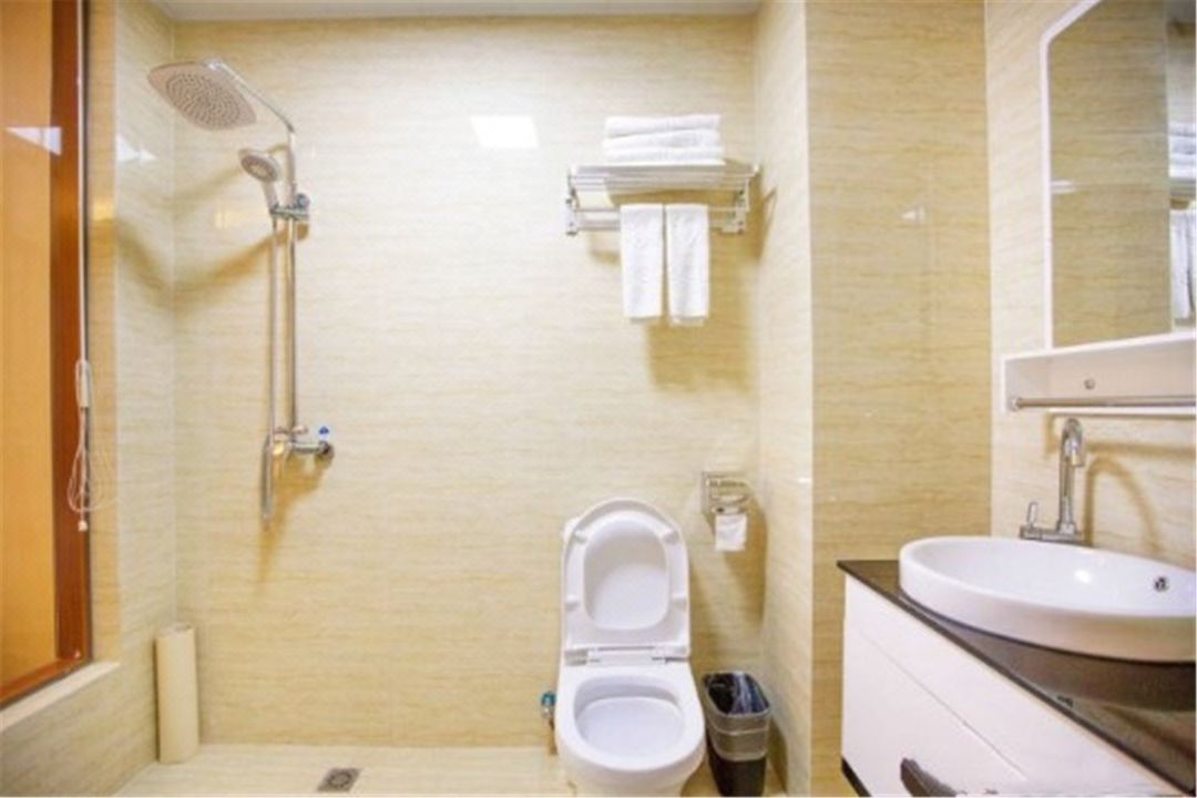 Lijing Yixin Hotel.jpg2.jpg