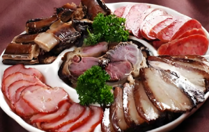Steamed Multiple Preserved Hams